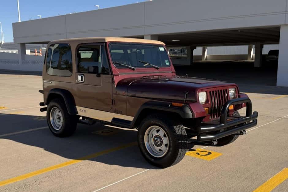 1988 Jeep Wrangler YJ (1987-1995) sold for $7,500