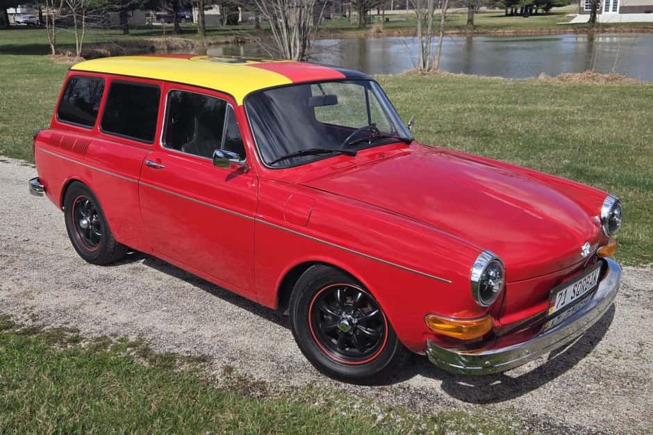 1971 Volkswagen Type 3 sold for $10,250