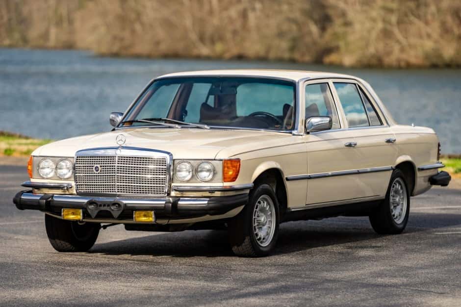 1979 Mercedes-Benz W116 S-Class sold for $15,250