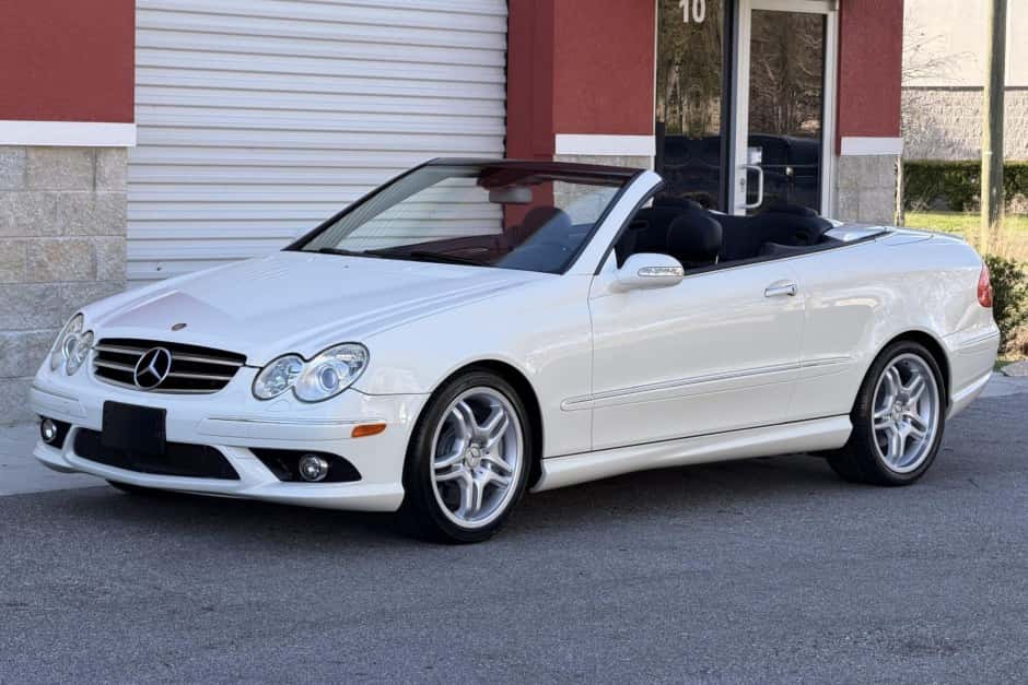 2009 Mercedes-Benz C209/A209 CLK-Class (Non-AMG) sold for $14,200
