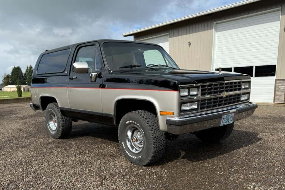 1989 Chevrolet K5 Blazer 1973-1991 sold for $30,500