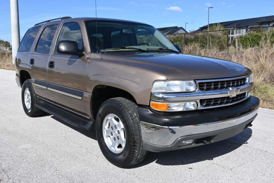 2004 Chevrolet Tahoe GMT800 sold for $21,250