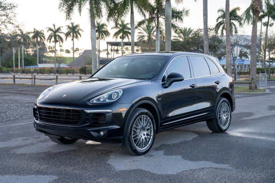 2016 Porsche 958 Cayenne (2011-2018) sold for $34,251