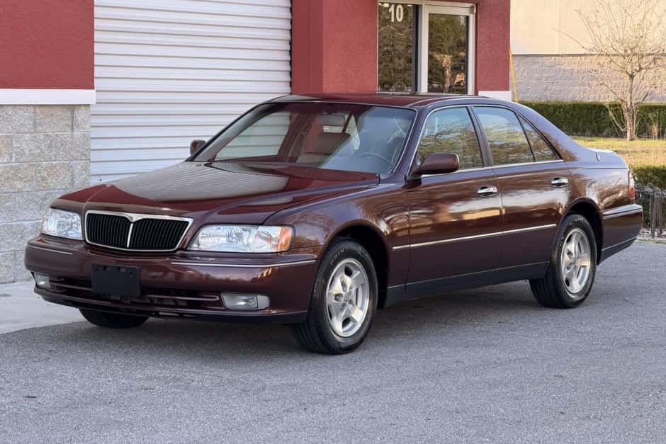 1997 Infiniti Q45 sold for $5,950
