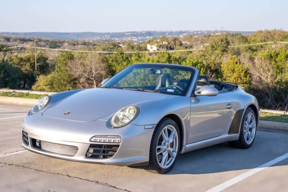 2009 Porsche 997 911 Carrera sold for $52,750