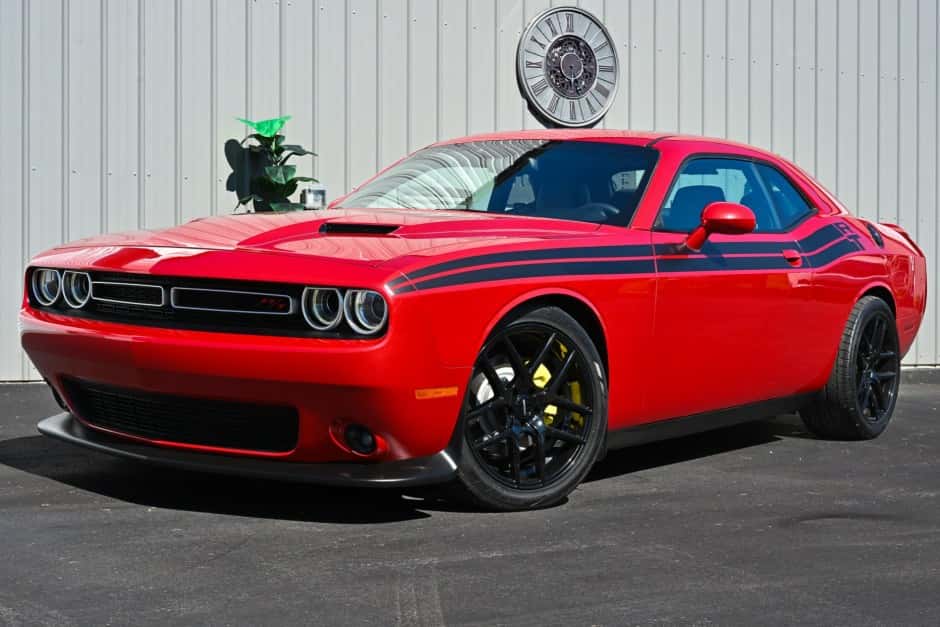 2015 Dodge Challenger (non-SRT, 2009-2023) sold for $23,800