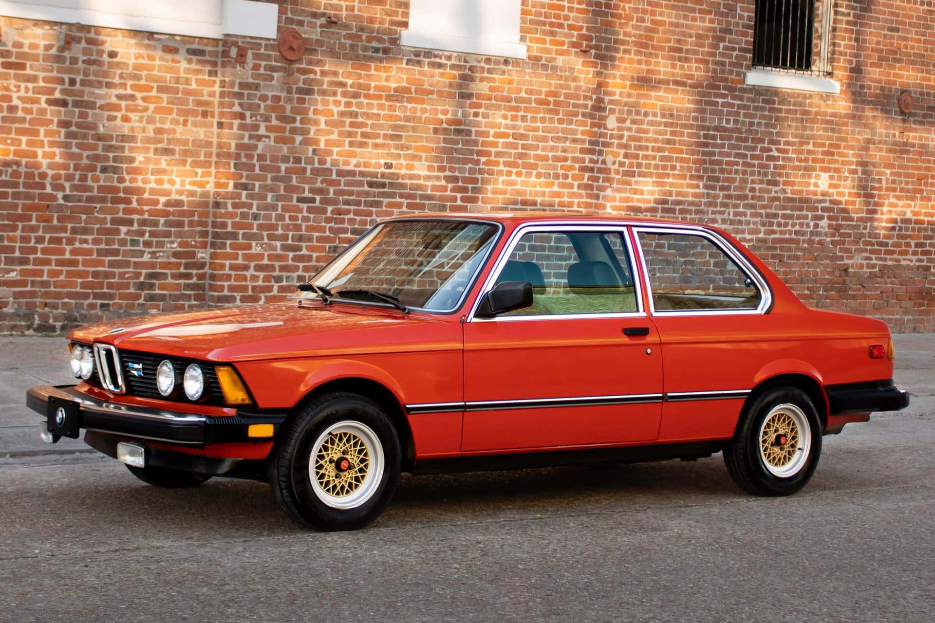 1983 BMW 3 Series sold for $8,500