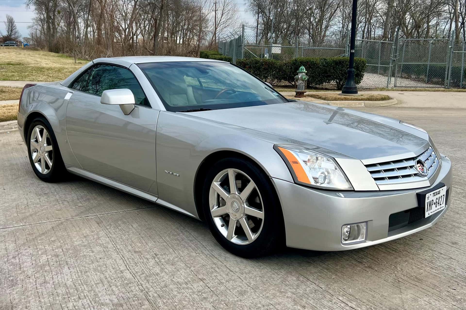 2006 Cadillac XLR sold for $11,500
