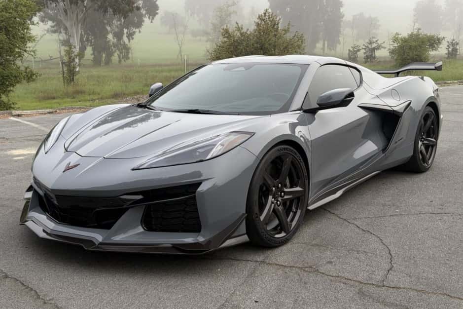 2025 Chevrolet Corvette C8 Z06 sold for $133,750