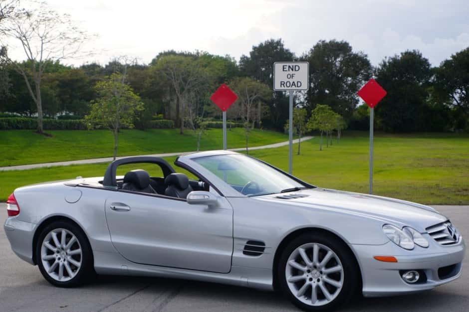 2007 Mercedes-Benz R230 SL sold for $18,000