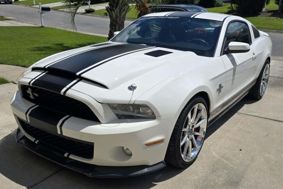 2010 Ford Mustang S197 2005-2014 sold for $58,001