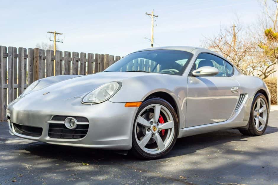 2006 Porsche 987 Cayman sold for $24,250
