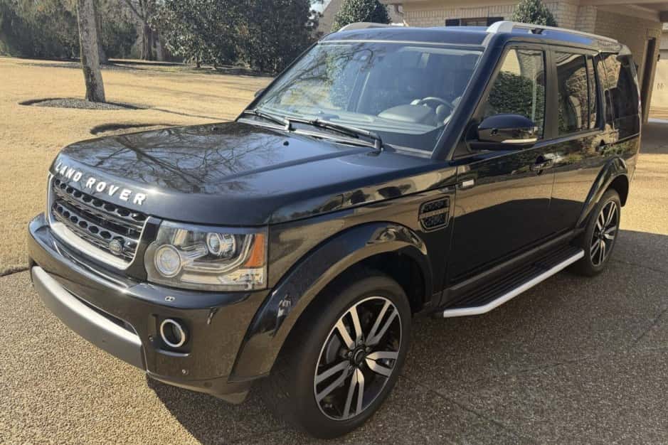 2016 Land Rover LR4 sold for $14,500