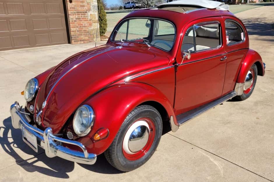 1957 Volkswagen Beetle (Oval Window) sold for $17,250