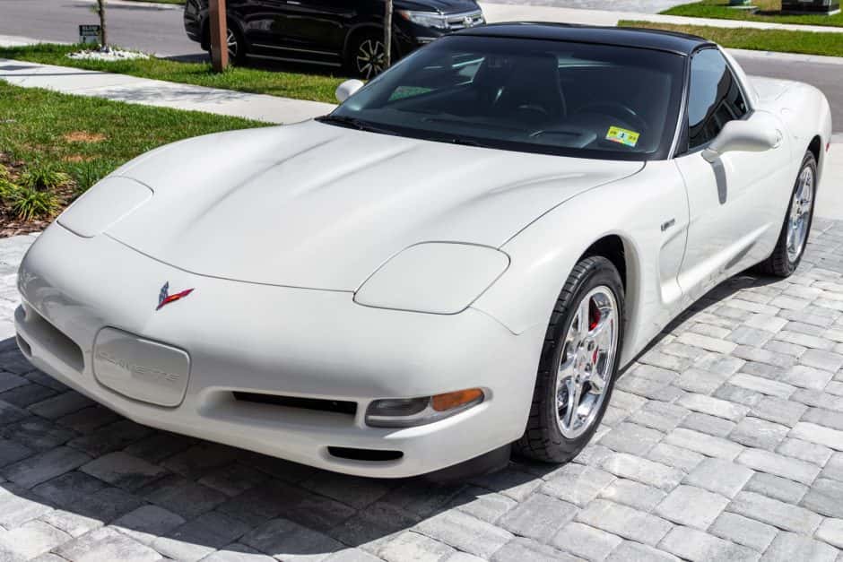 2001 Chevrolet Corvette C5 Coupe sold for $31,222