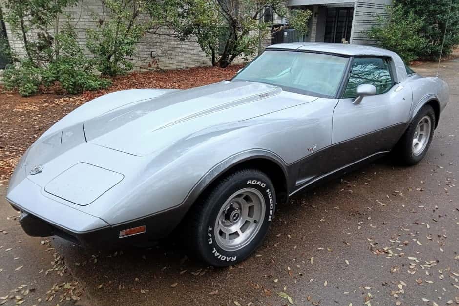 1978 Chevrolet Corvette C3 Coupe (1973-1982) sold for $12,222