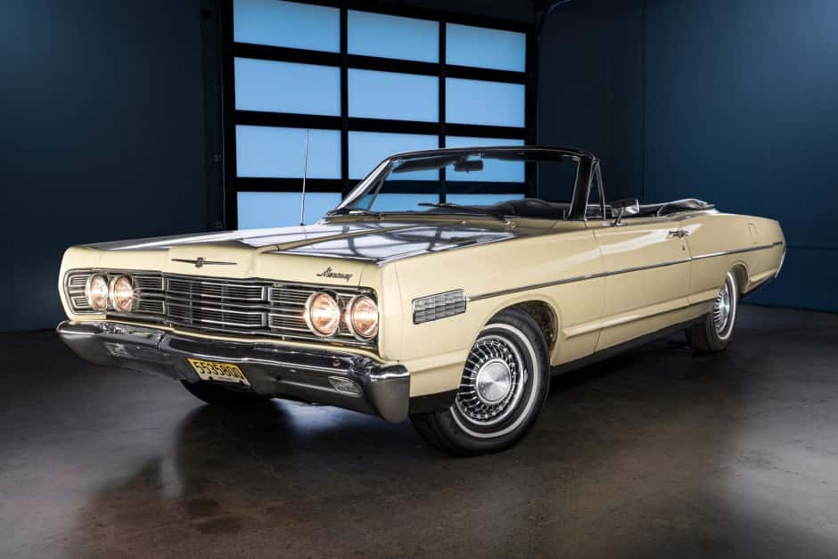 1967 Mercury Monterey sold for $9,200