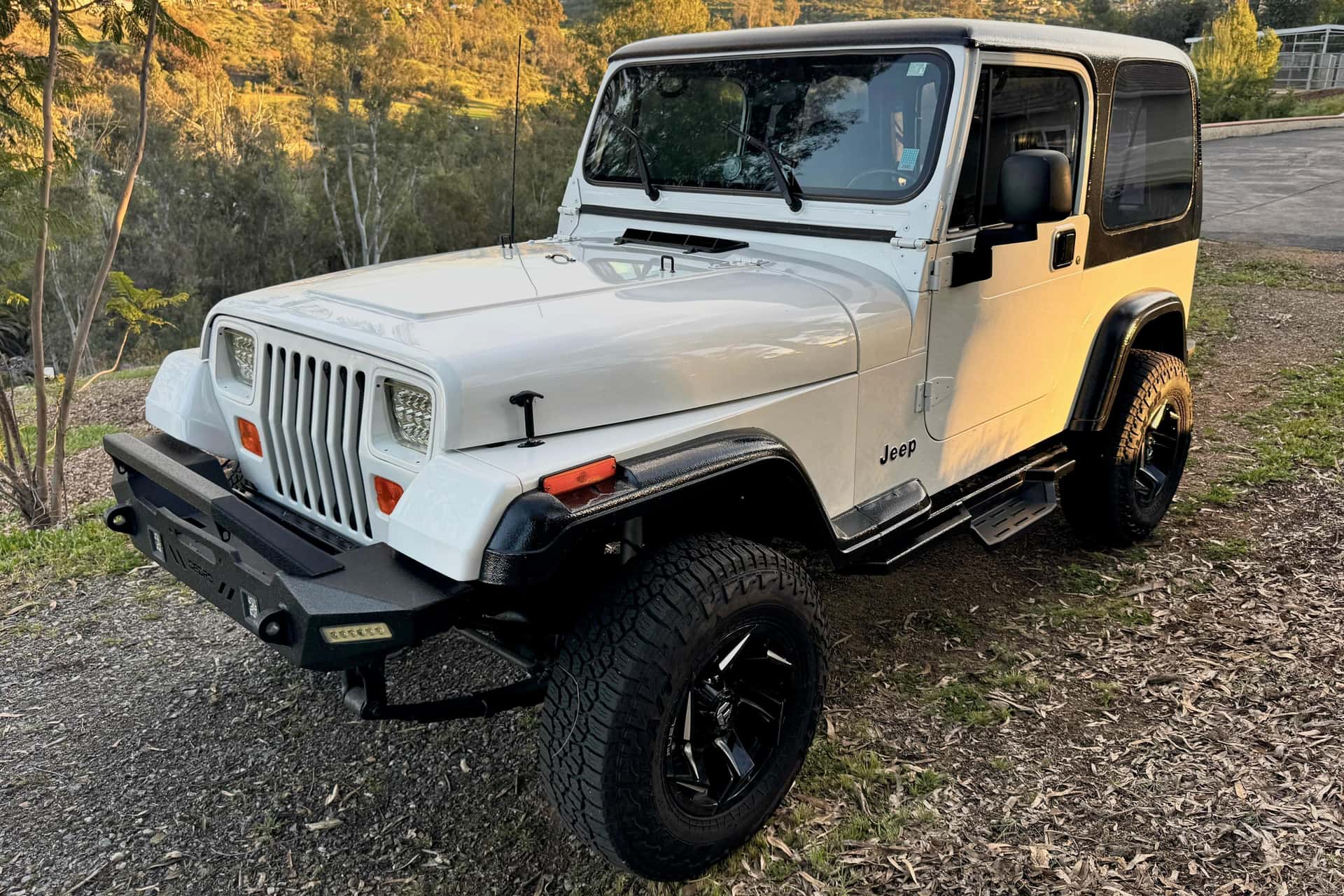 1993 Jeep Wrangler sold for $7,100