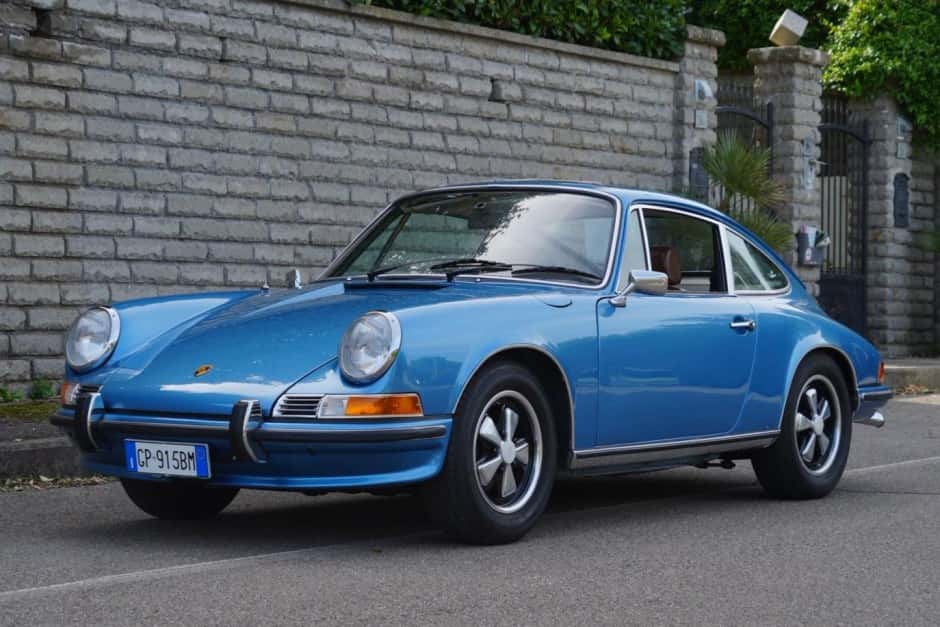 1972 Porsche LWB 911T (1969-1973) sold for €80,000