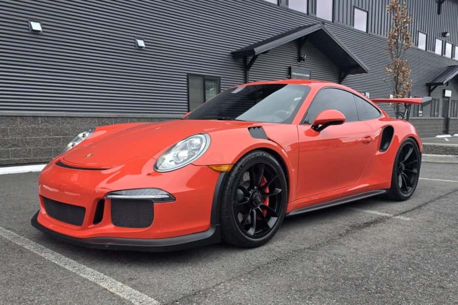 2016 Porsche 991 911 GT3 sold for $189,000