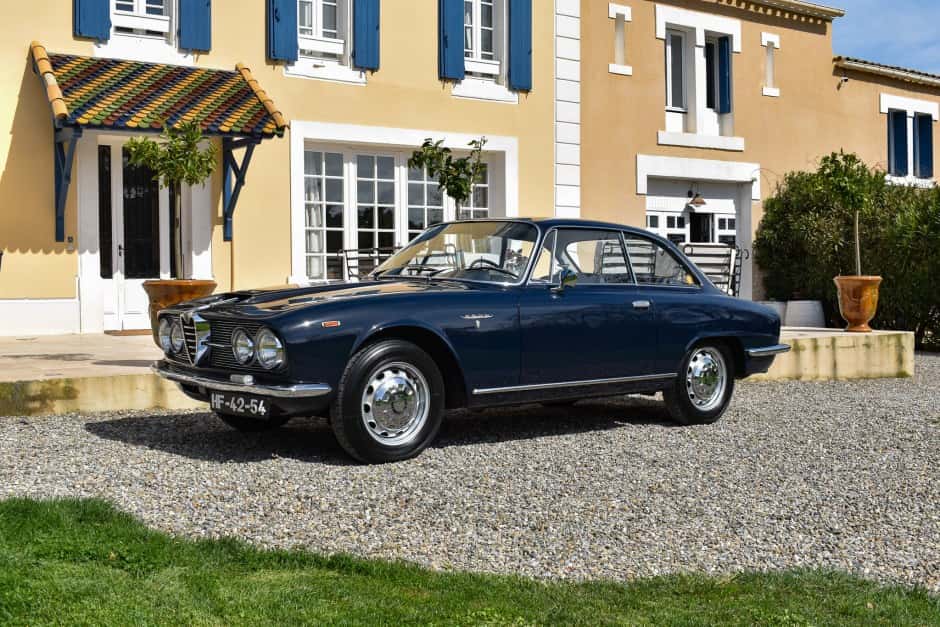 1965 Alfa Romeo 106-Series 2600 sold for €29,250