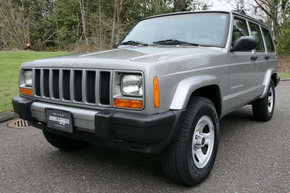 2001 Jeep XJ Cherokee sold for $14,000