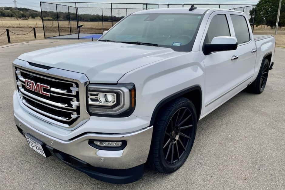 2017 GMC Sierra (K2XX 2014-2019) sold for $23,500