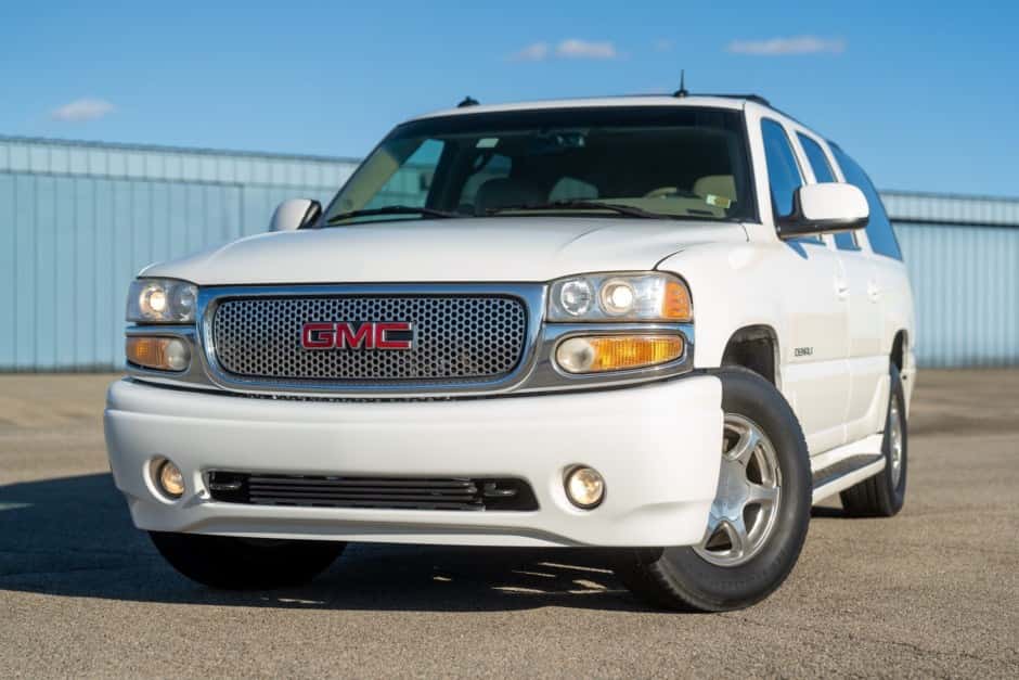 2003 GMC Yukon GMT800 sold for $18,750