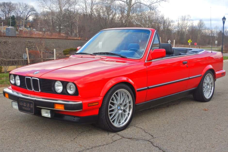 1989 BMW E30 3-Series Convertible sold for $13,000