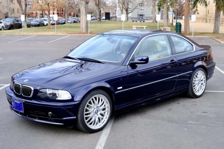 2001 BMW E46 3-Series Coupe sold for $20,013