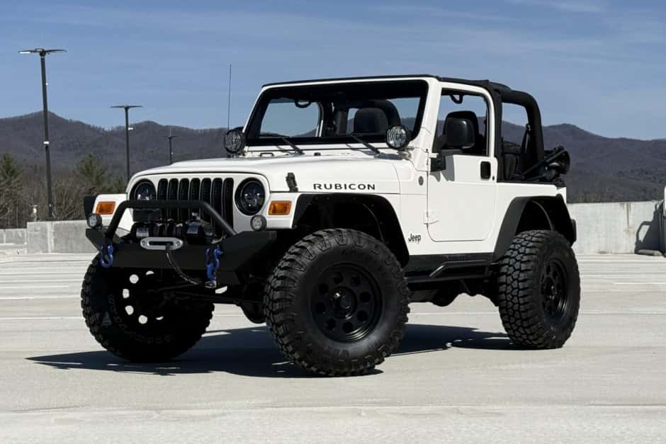 2004 Jeep Wrangler TJ (1997-2006) sold for $18,750