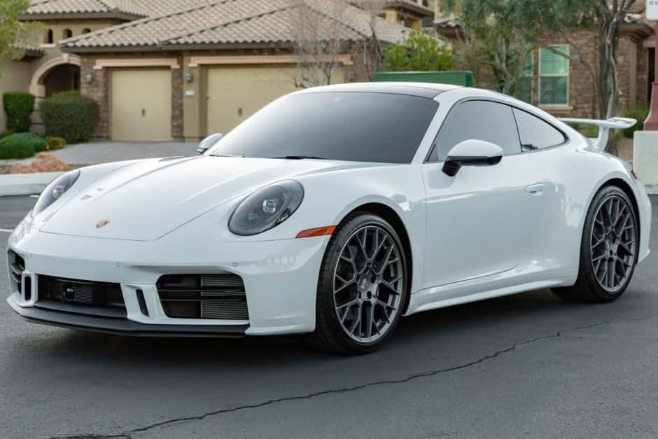 2026 Porsche 992 911 Carrera sold for $160,000