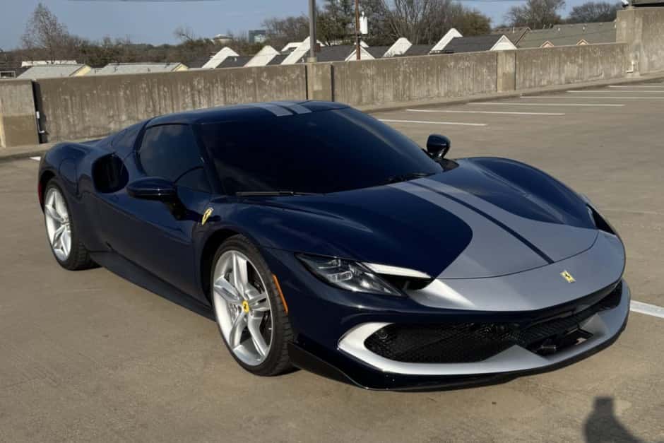 2022 Ferrari 296 GTB/GTS sold for $277,000