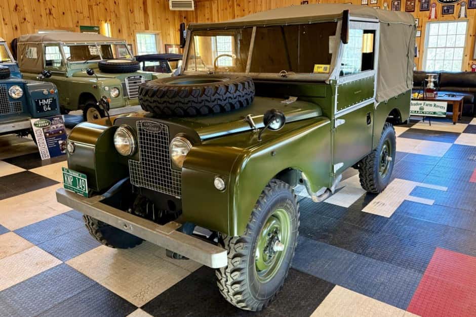 1957 Land Rover Series 88 sold for $26,000