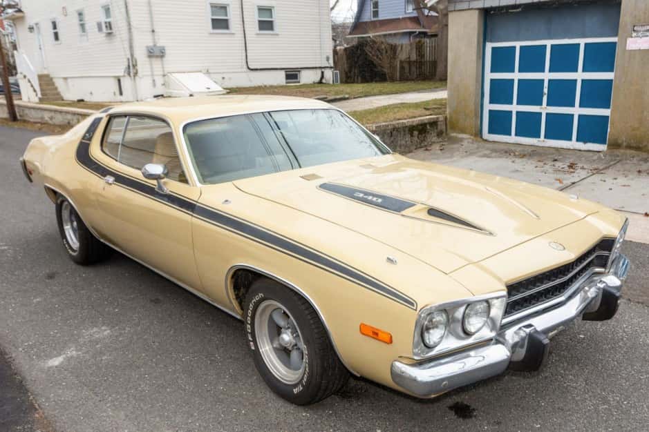 1973 Plymouth Road Runner sold for $14,250