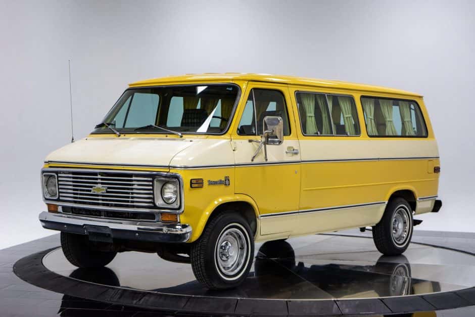 1977 Chevrolet G-Series Van sold for $14,000