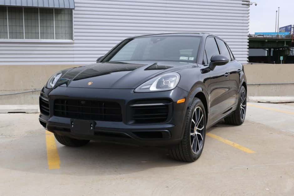 2019 Porsche 9Y0/9Y3 Cayenne (2019-) sold for $27,000