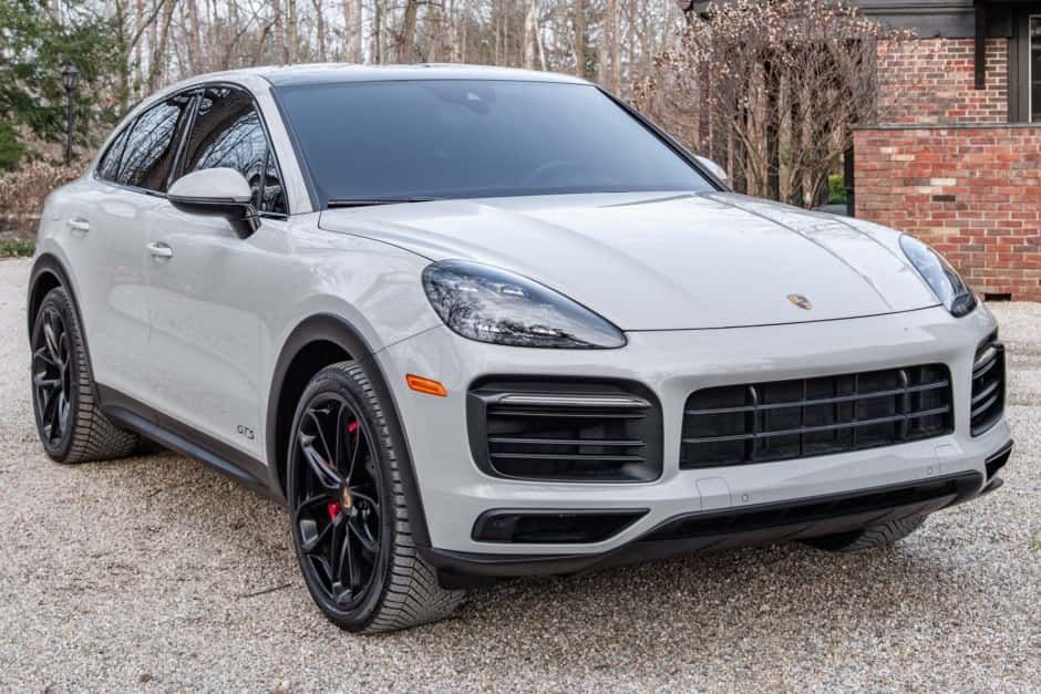 2023 Porsche 9Y0/9Y3 Cayenne (2019-) sold for $85,000