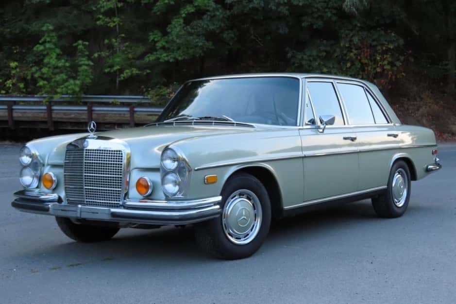 1972 Mercedes-Benz W108 & W109 sold for $15,000