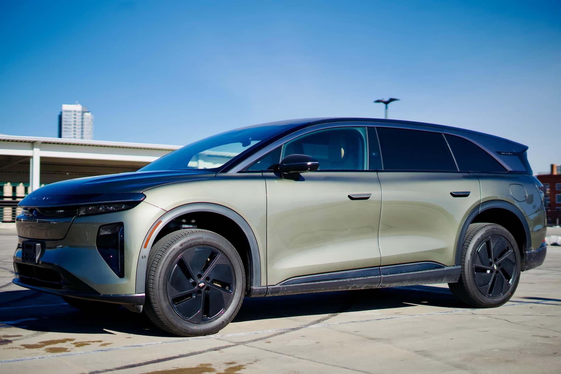 2026 Lucid Gravity sold for $102,000