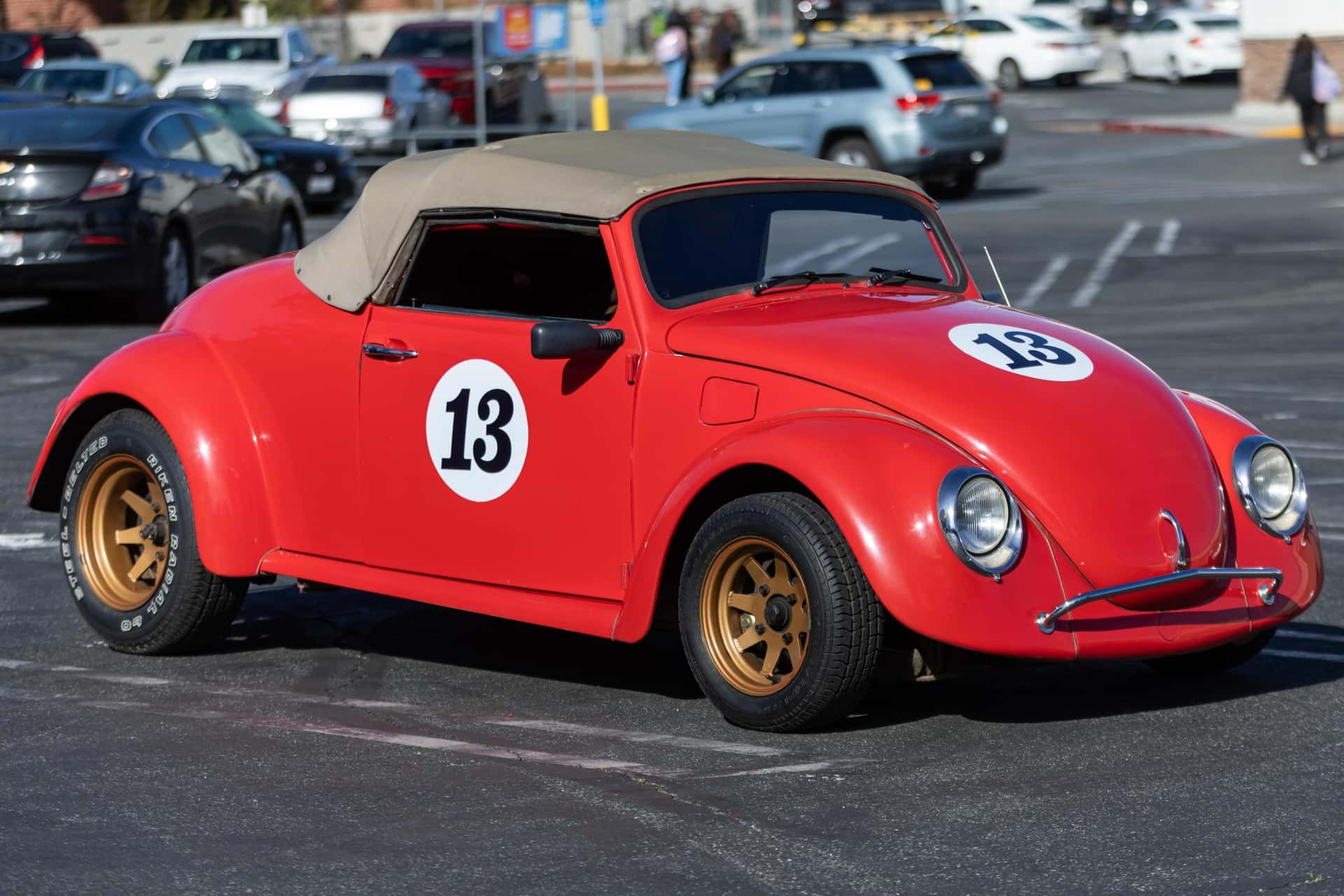 1970 Volkswagen Beetle sold for $6,999