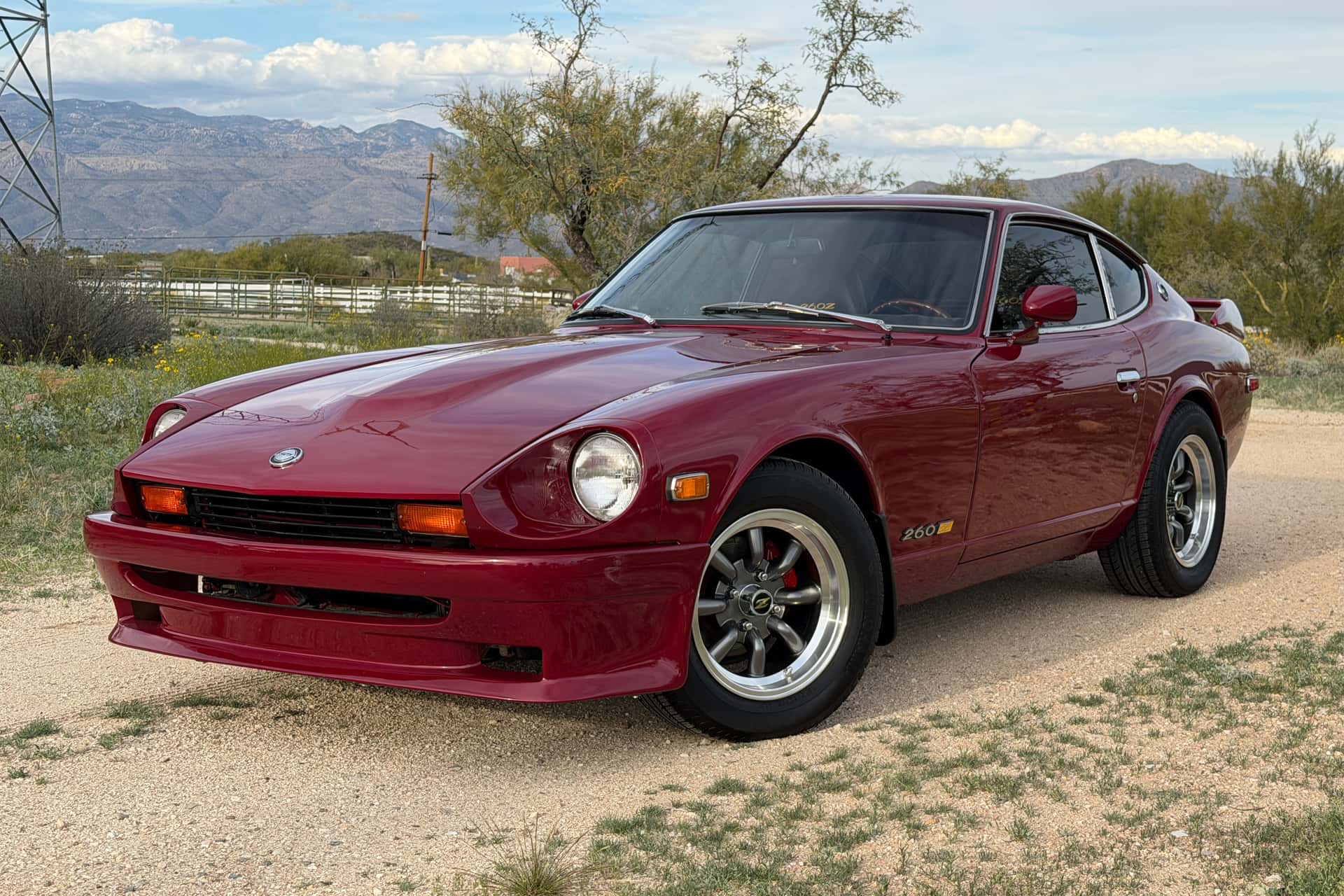 1974 Datsun 260Z sold for $18,000