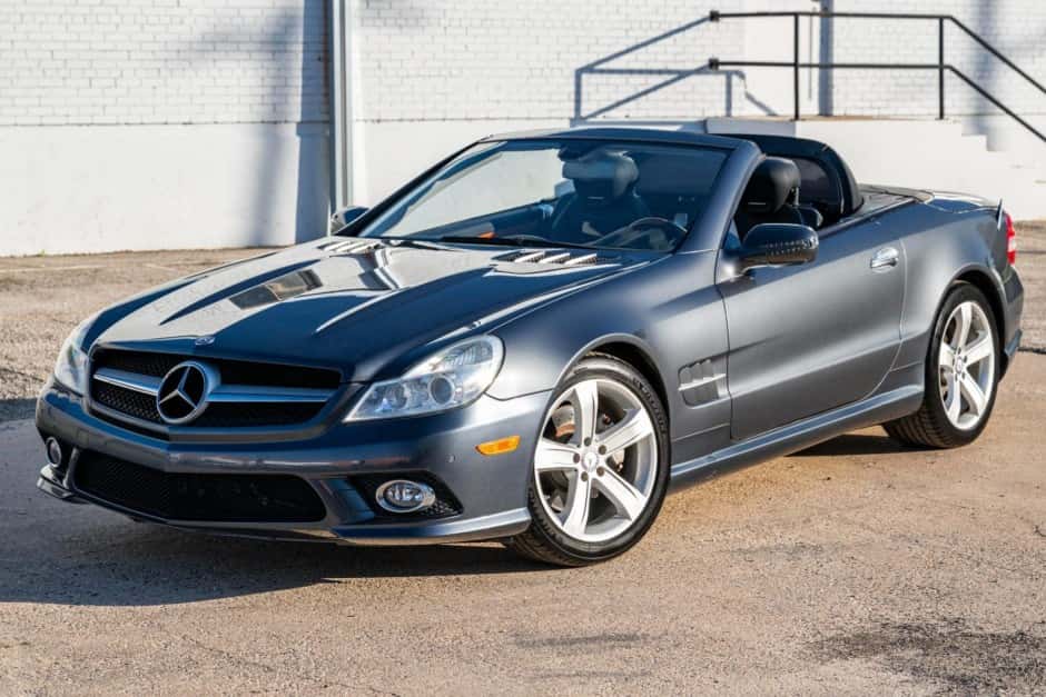 2009 Mercedes-Benz R230 SL sold for $15,000