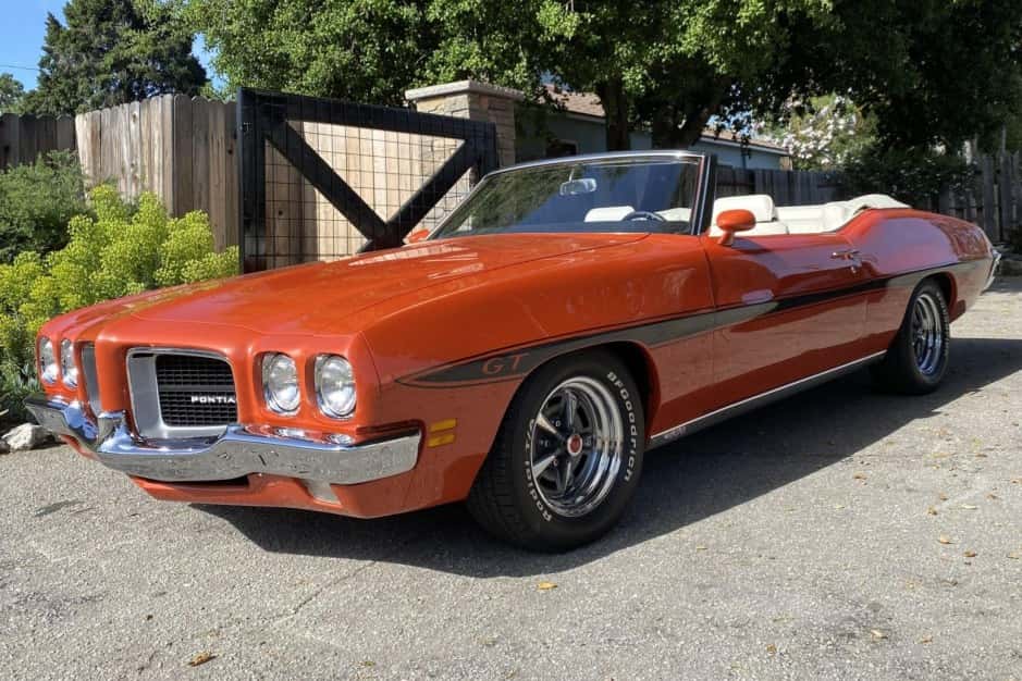 1971 Pontiac Tempest / LeMans sold for $31,281