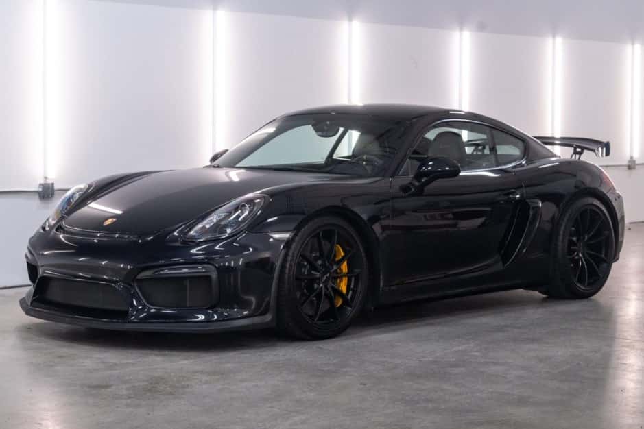 2016 Porsche Cayman GT4 sold for $110,500