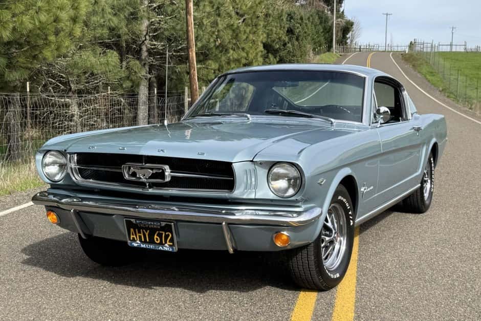 1965 Ford Mustang 1964.5-1966 sold for $61,500