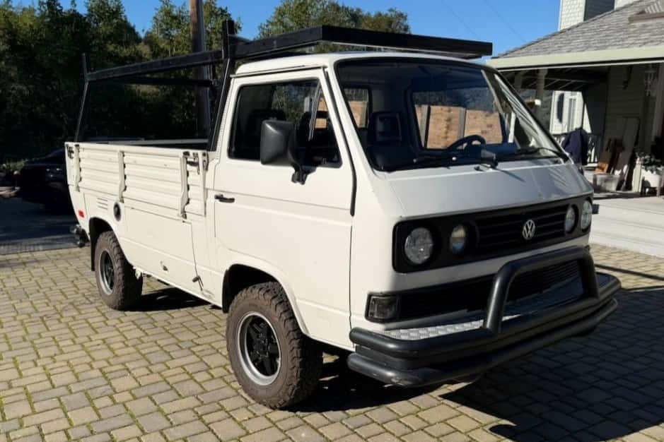 1986 Volkswagen Vanagon sold for $23,500