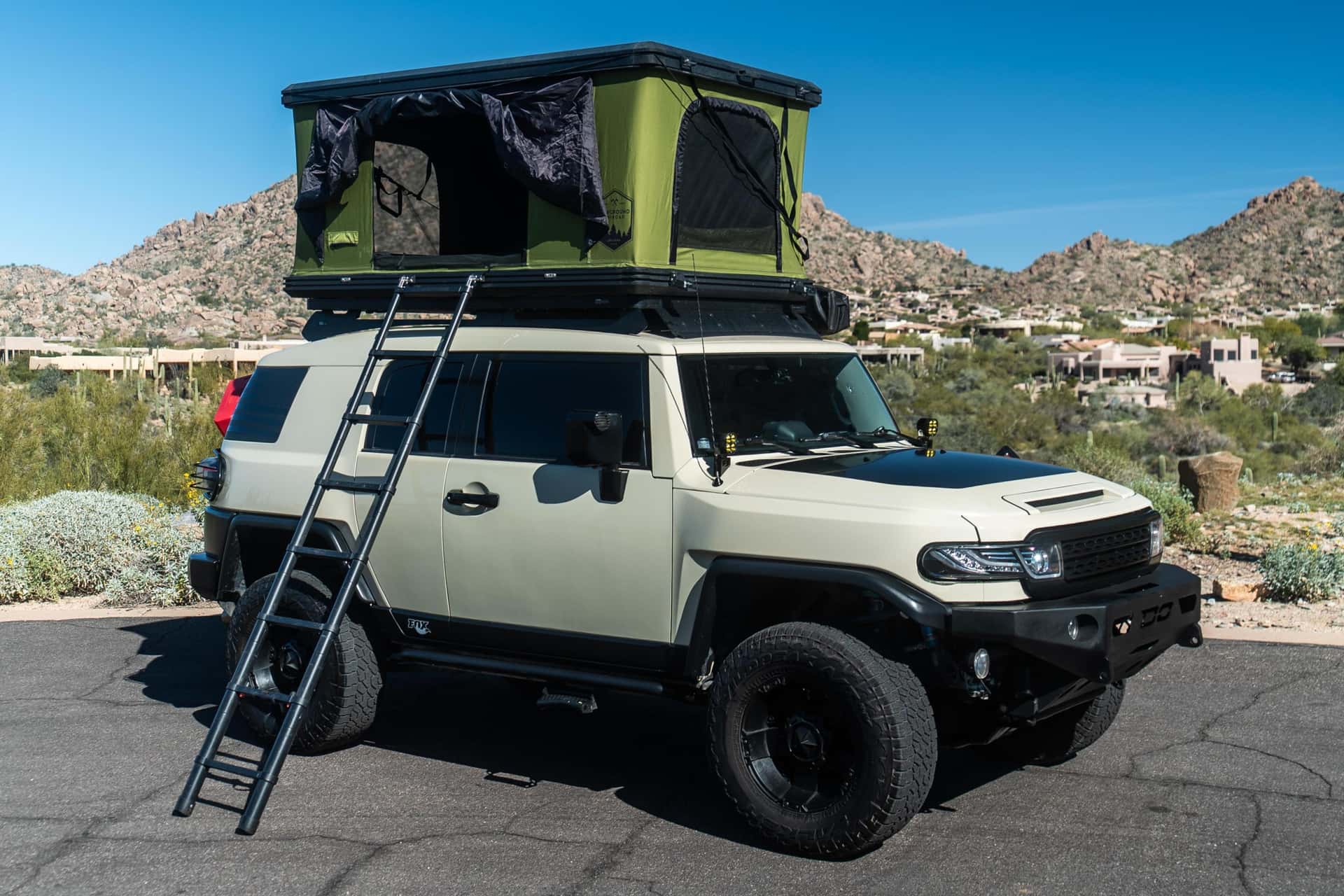 2010 Toyota FJ Cruiser sold for $20,750