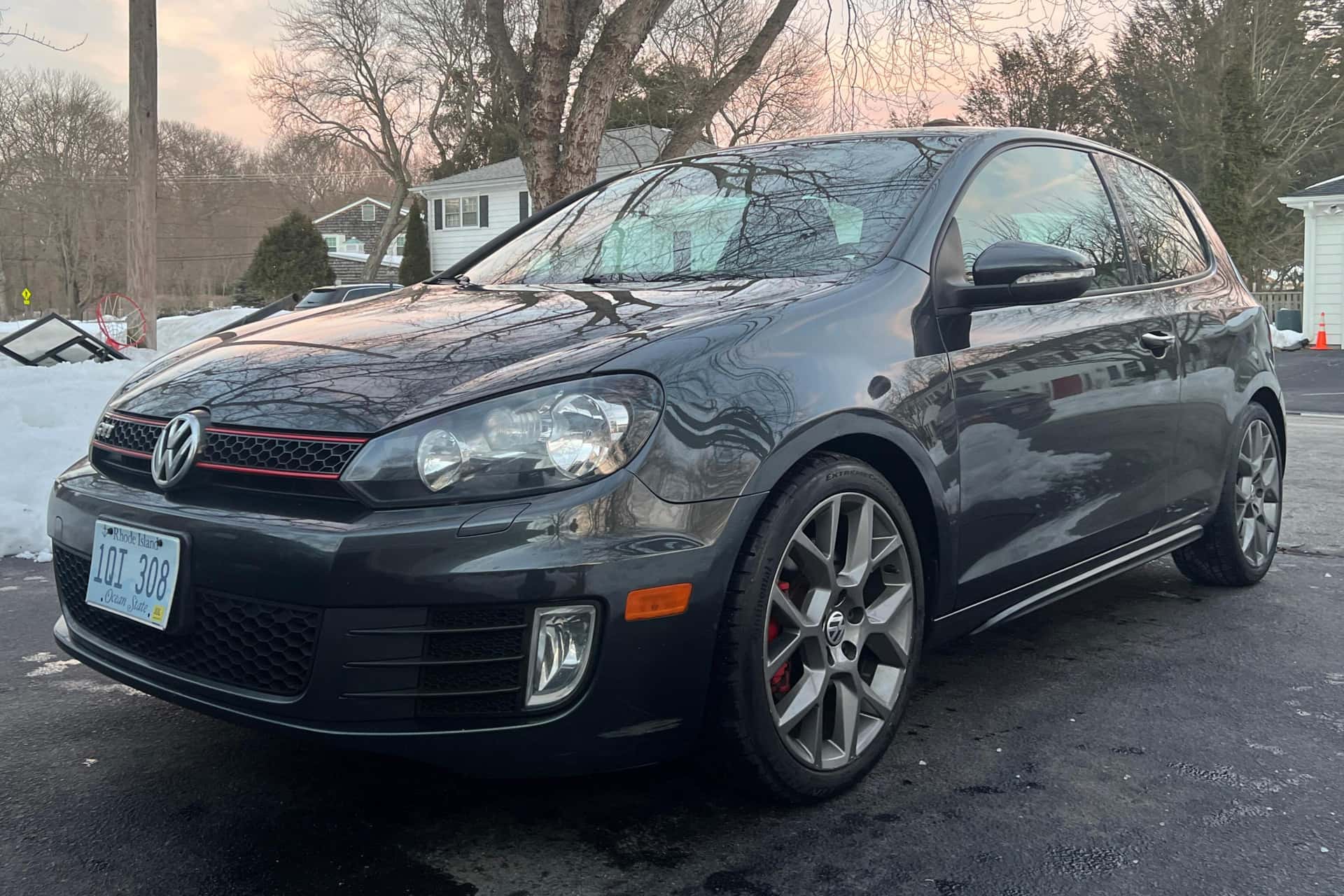 2013 Volkswagen Mk6 GTI sold for $9,250