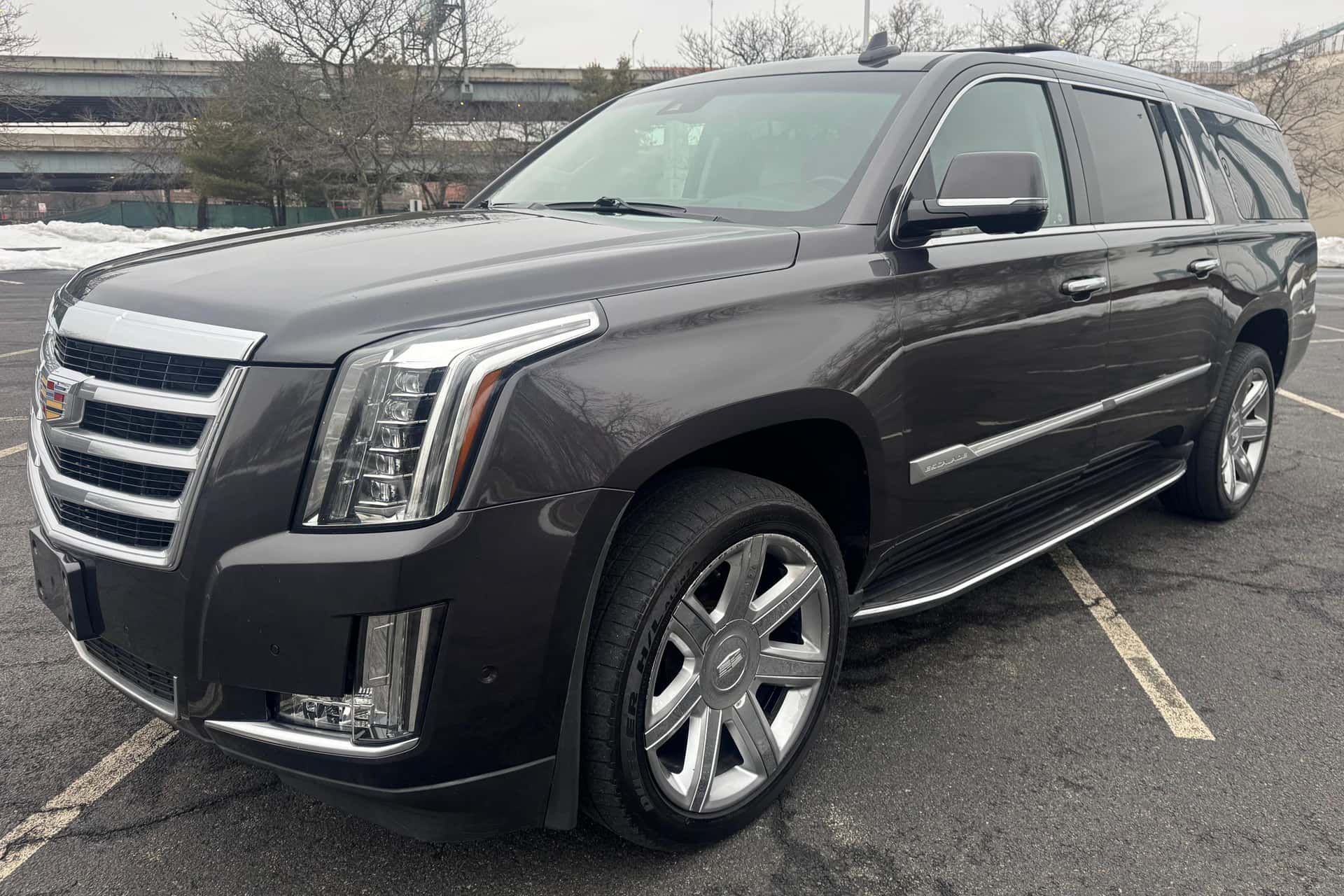 2017 Cadillac Escalade sold for $10,300